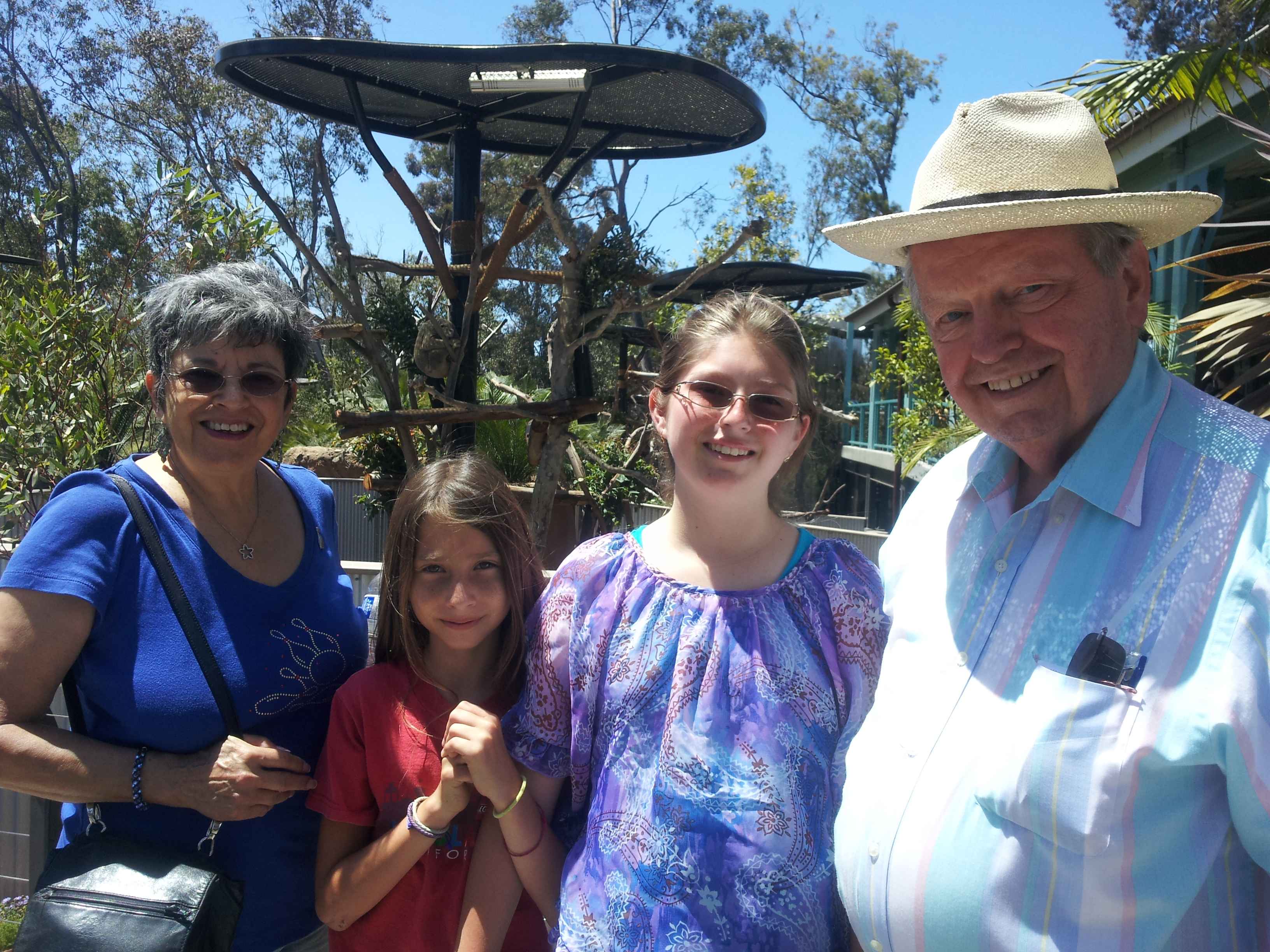 Ward and Norise, with grandkids Elsa and Helen at SDZoo Koalafornia Exhibit